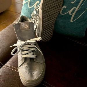 Vans high top straight grey